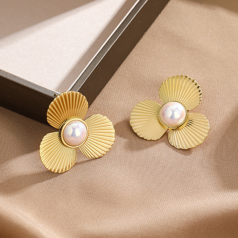 Women's Fashion Titanium Steel Trefoil Flower Pearl Earrings